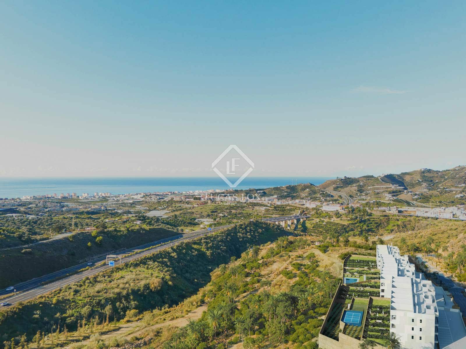 2 bedroom Apartment for sale in Torrox with pool garage - € 295,000 (Ref: 9818695)