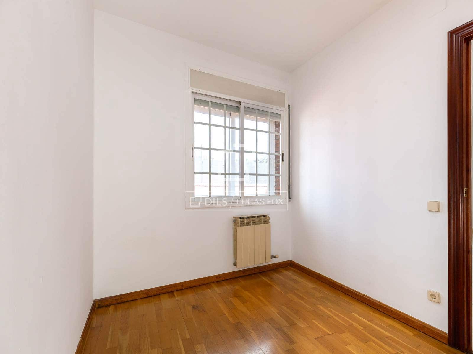 4 slaapkamer Appartement te koop in Sant Just Desvern met garage - € 650.000 (Ref: 9818697)