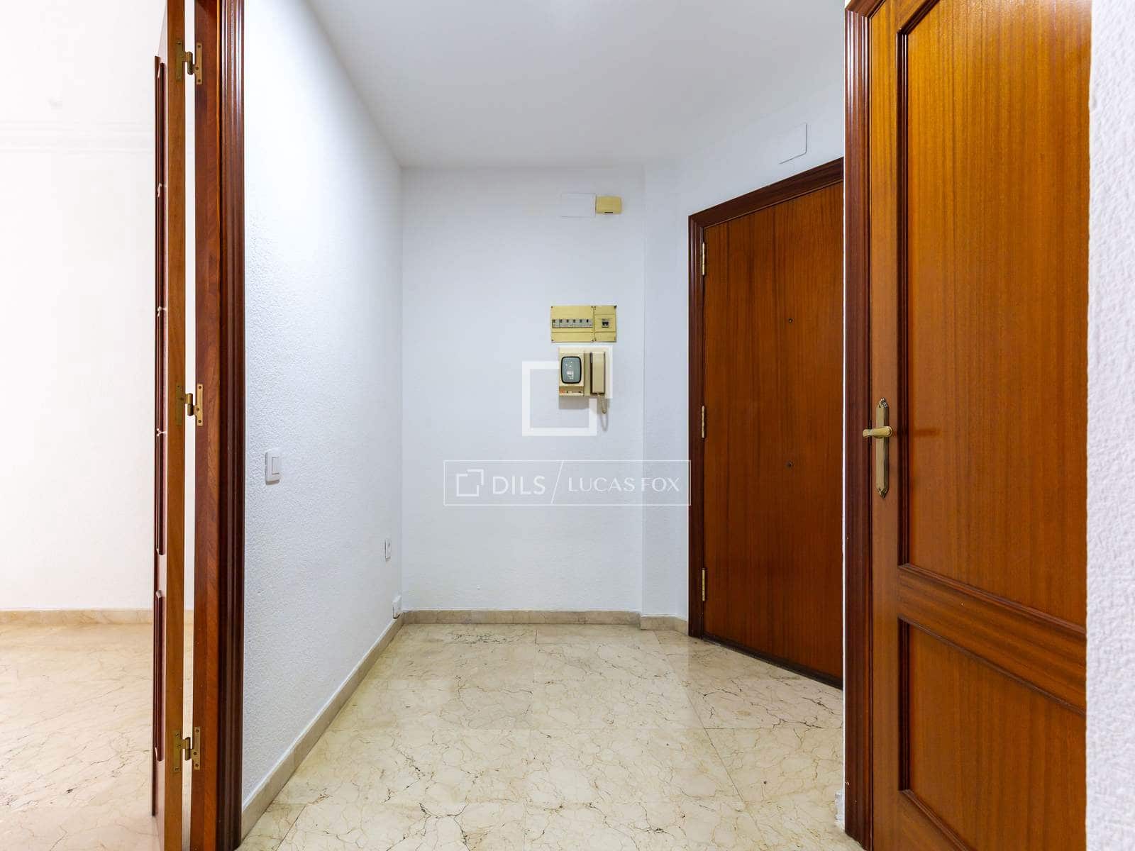 4 slaapkamer Appartement te koop in Sant Just Desvern met garage - € 650.000 (Ref: 9818697)