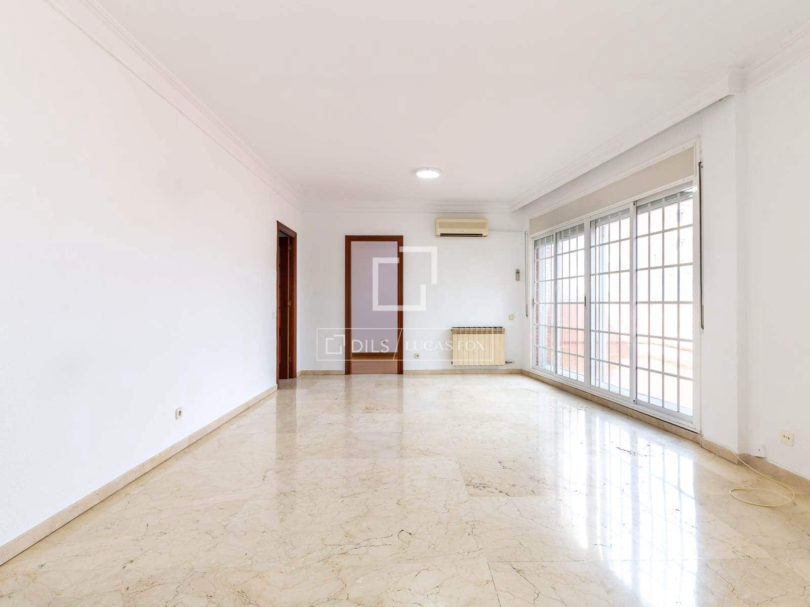 4 slaapkamer Appartement te koop in Sant Just Desvern met garage - € 650.000 (Ref: 9818697)