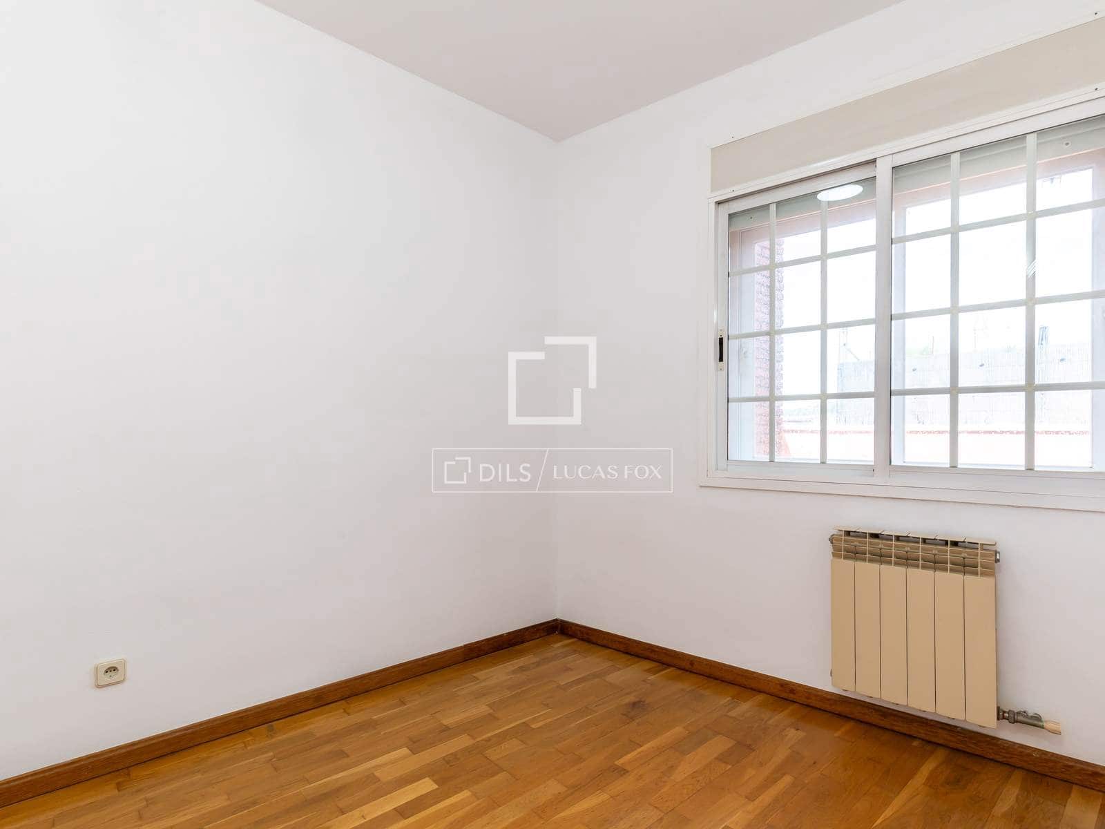 4 slaapkamer Appartement te koop in Sant Just Desvern met garage - € 650.000 (Ref: 9818697)