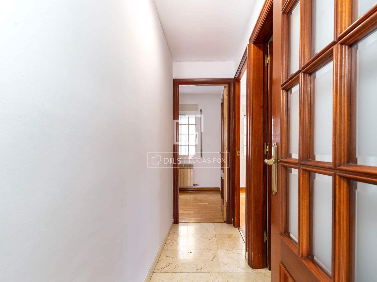 4 slaapkamer Appartement te koop in Sant Just Desvern met garage - € 650.000 (Ref: 9818697)