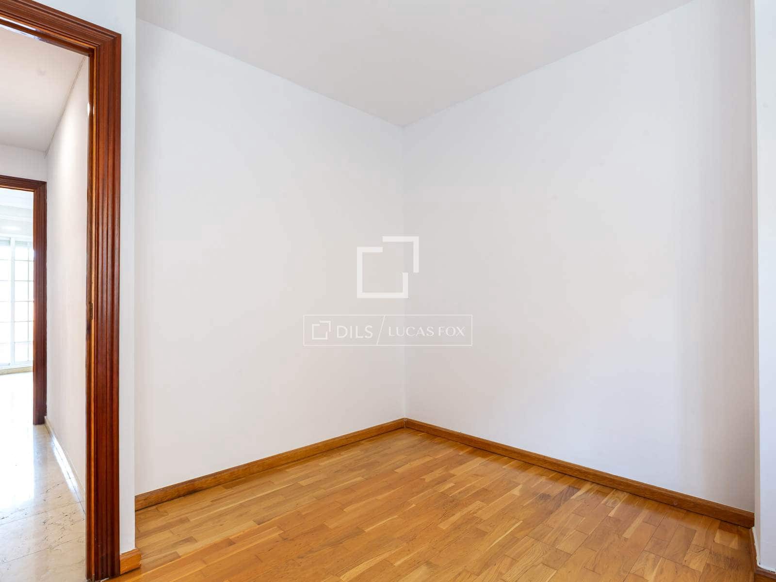 4 slaapkamer Appartement te koop in Sant Just Desvern met garage - € 650.000 (Ref: 9818697)