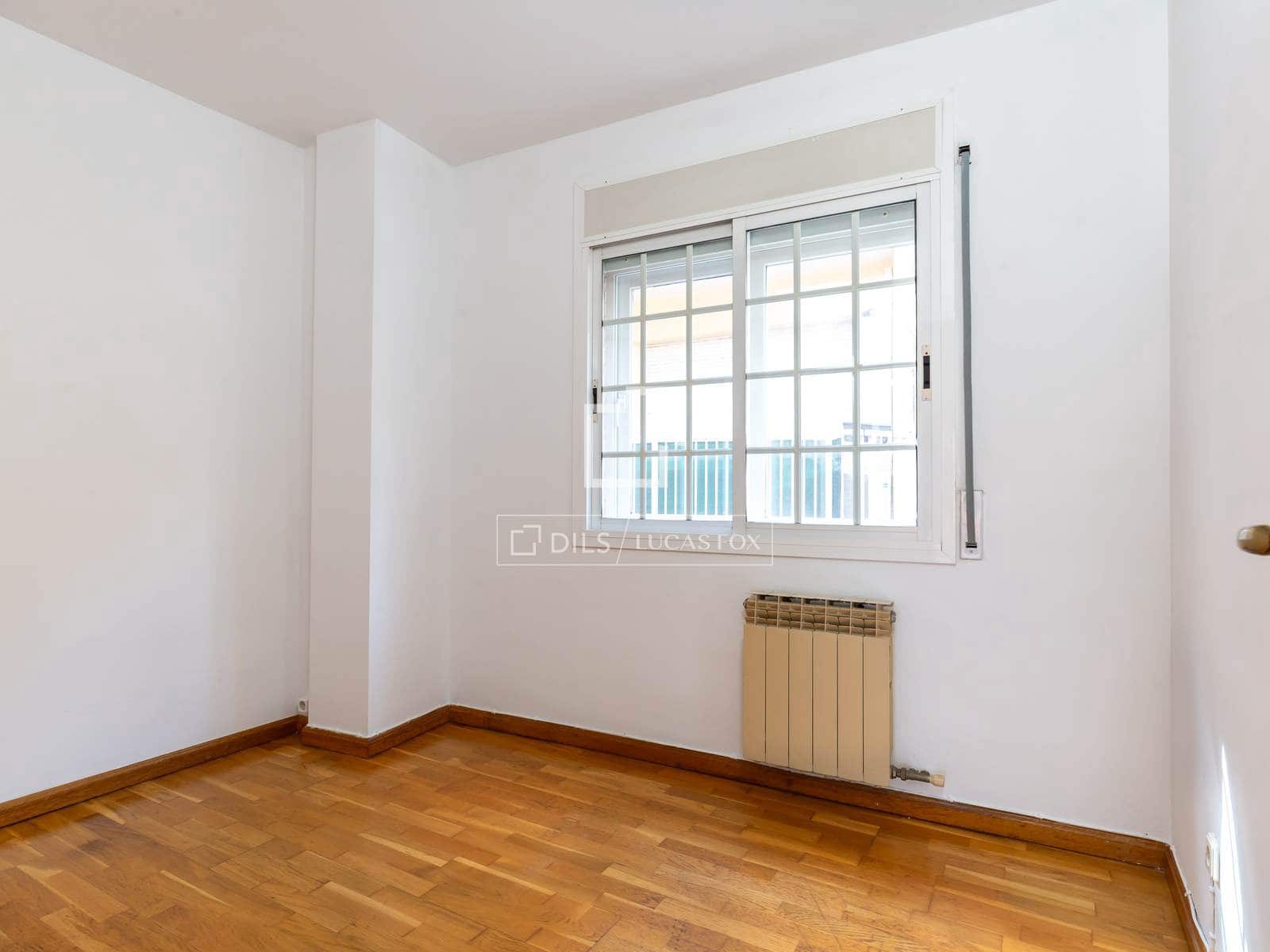 4 slaapkamer Appartement te koop in Sant Just Desvern met garage - € 650.000 (Ref: 9818697)
