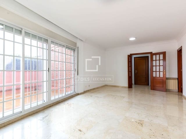 4 slaapkamer Appartement te koop in Sant Just Desvern met garage - € 650.000 (Ref: 9818697)