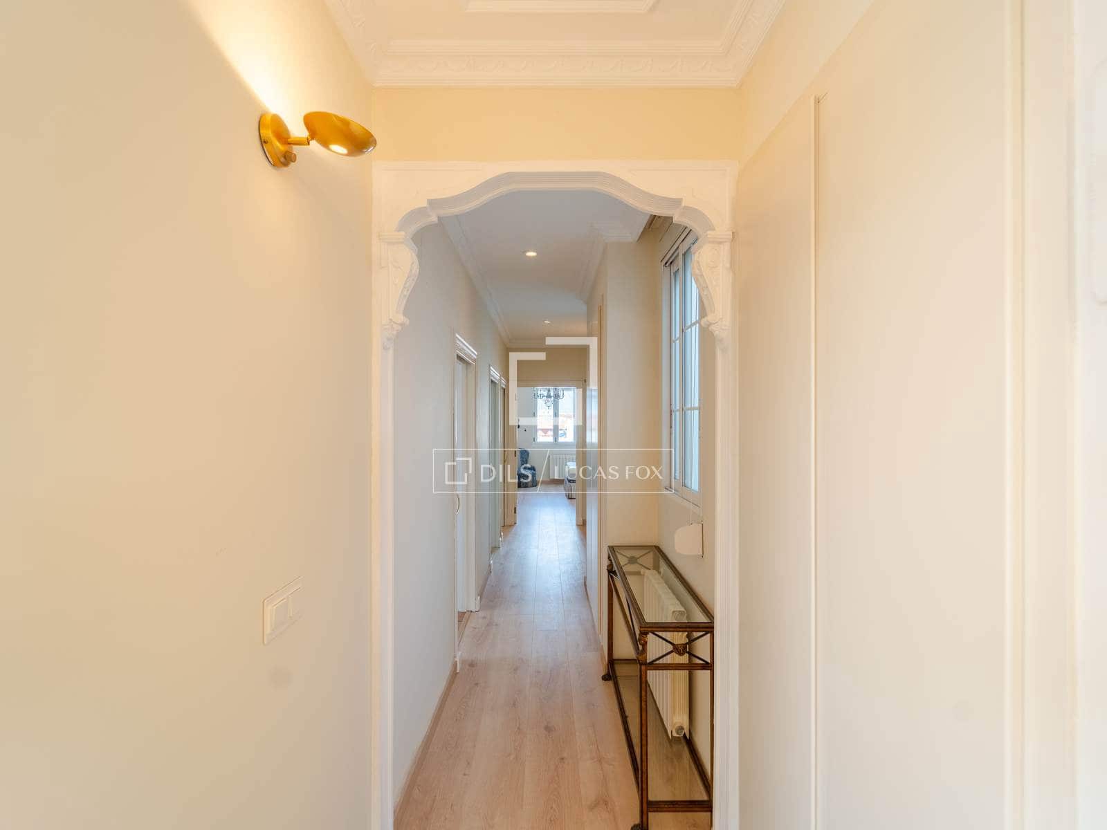 3 slaapkamer Penthouse te huur in Valencia stad - € 3.800 (Ref: 9819154)