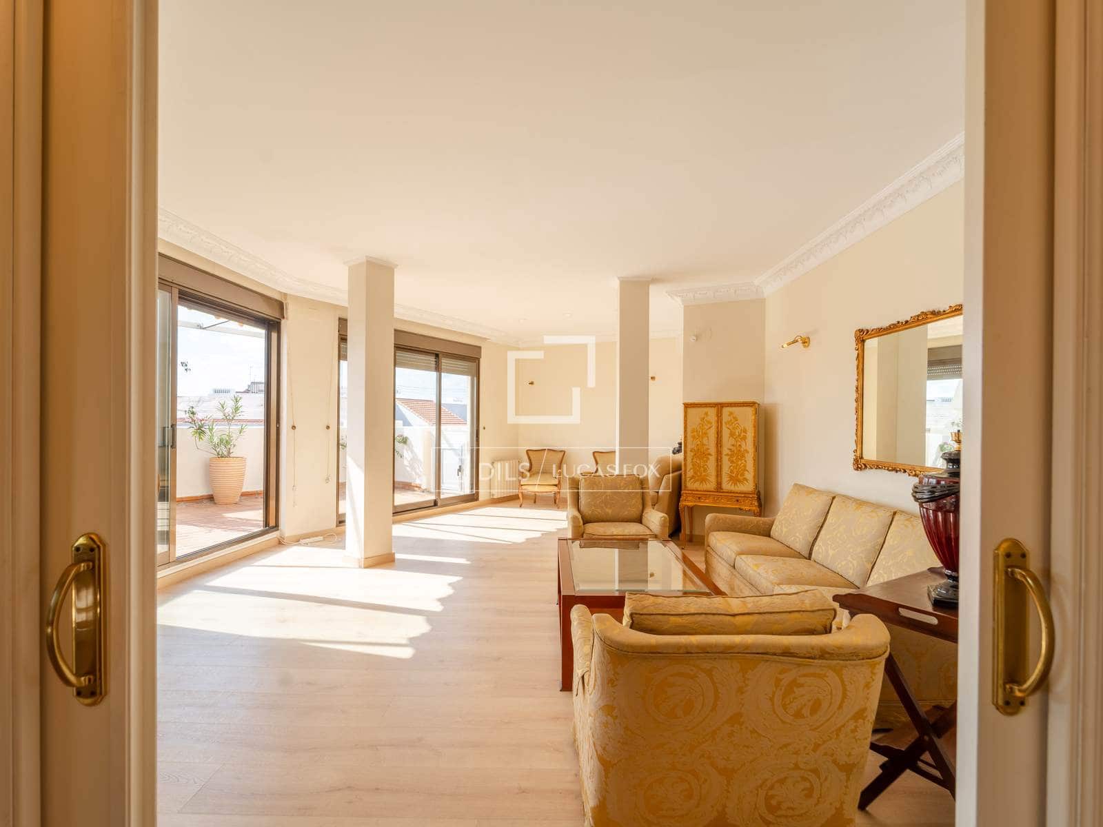 3 slaapkamer Penthouse te huur in Valencia stad - € 3.800 (Ref: 9819154)