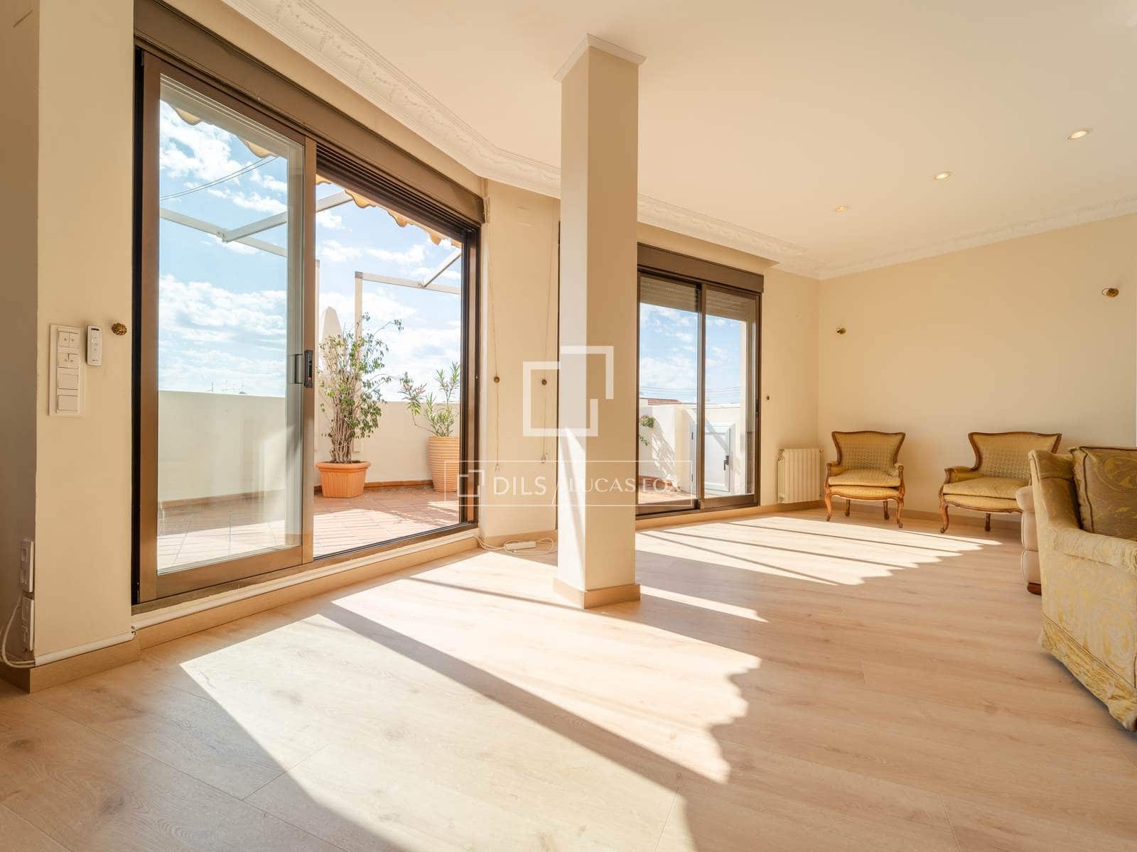 3 slaapkamer Penthouse te huur in Valencia stad - € 3.800 (Ref: 9819154)