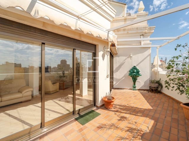 3 bedroom Penthouse for rent in Valencia city - € 3,600 (Ref: 9819154)