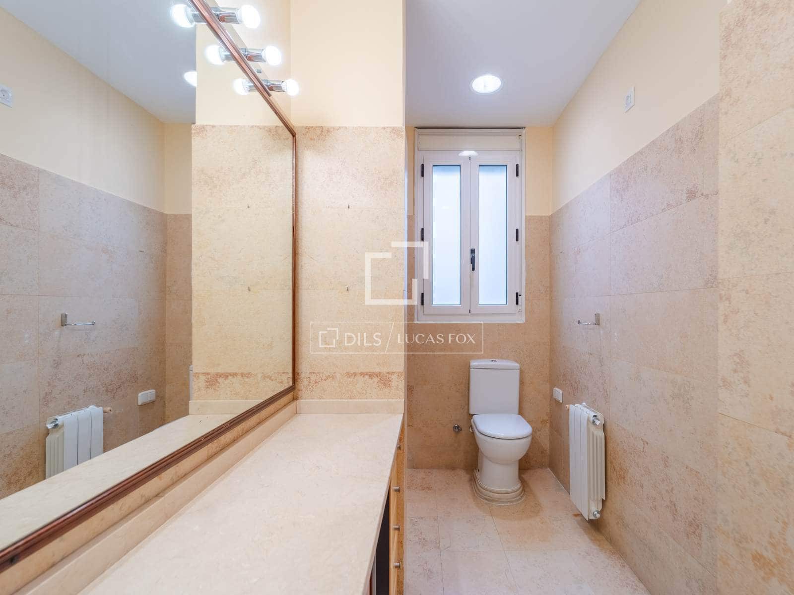 3 slaapkamer Penthouse te huur in Valencia stad - € 3.800 (Ref: 9819154)