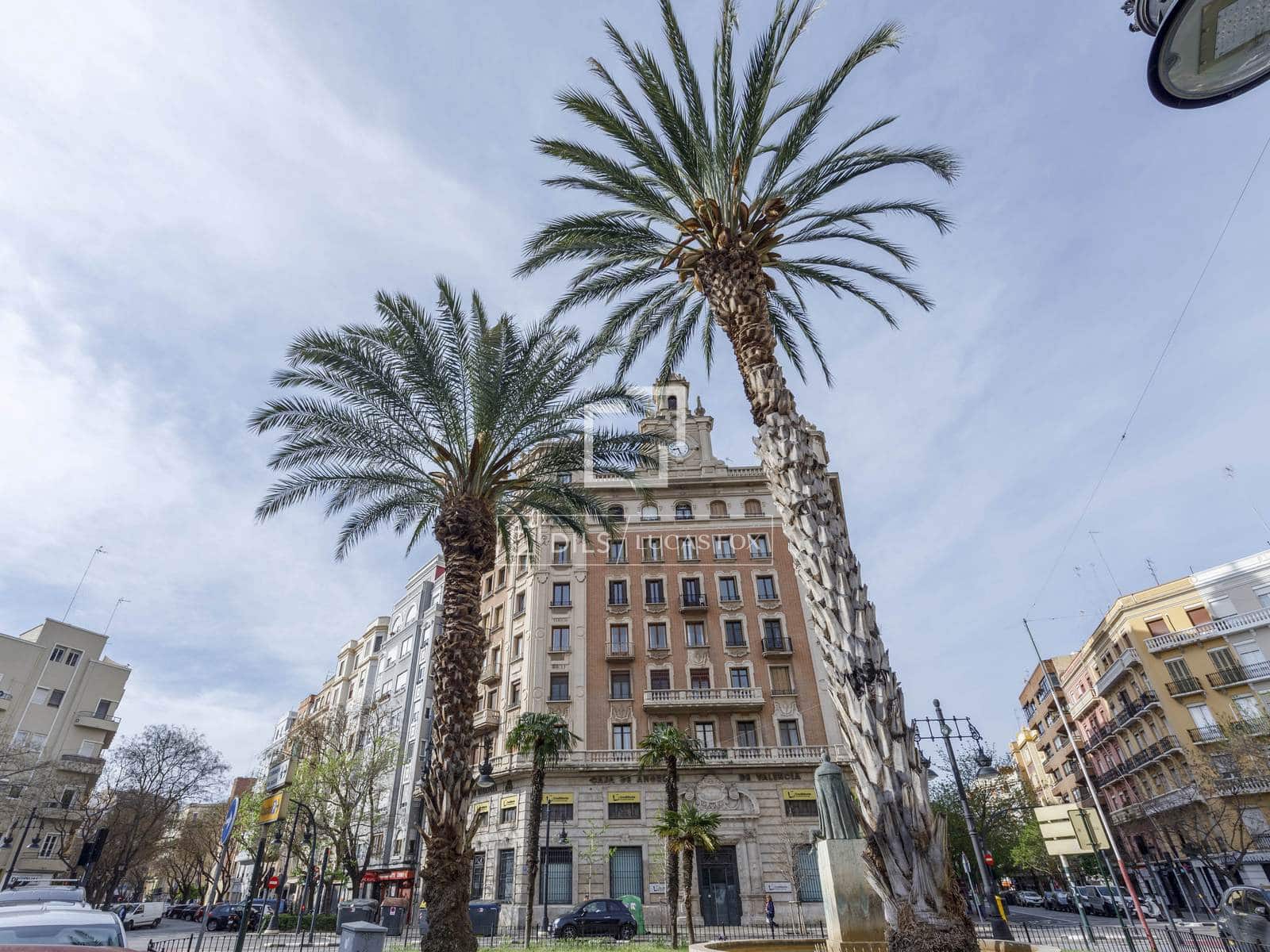 3 slaapkamer Penthouse te huur in Valencia stad - € 3.800 (Ref: 9819154)