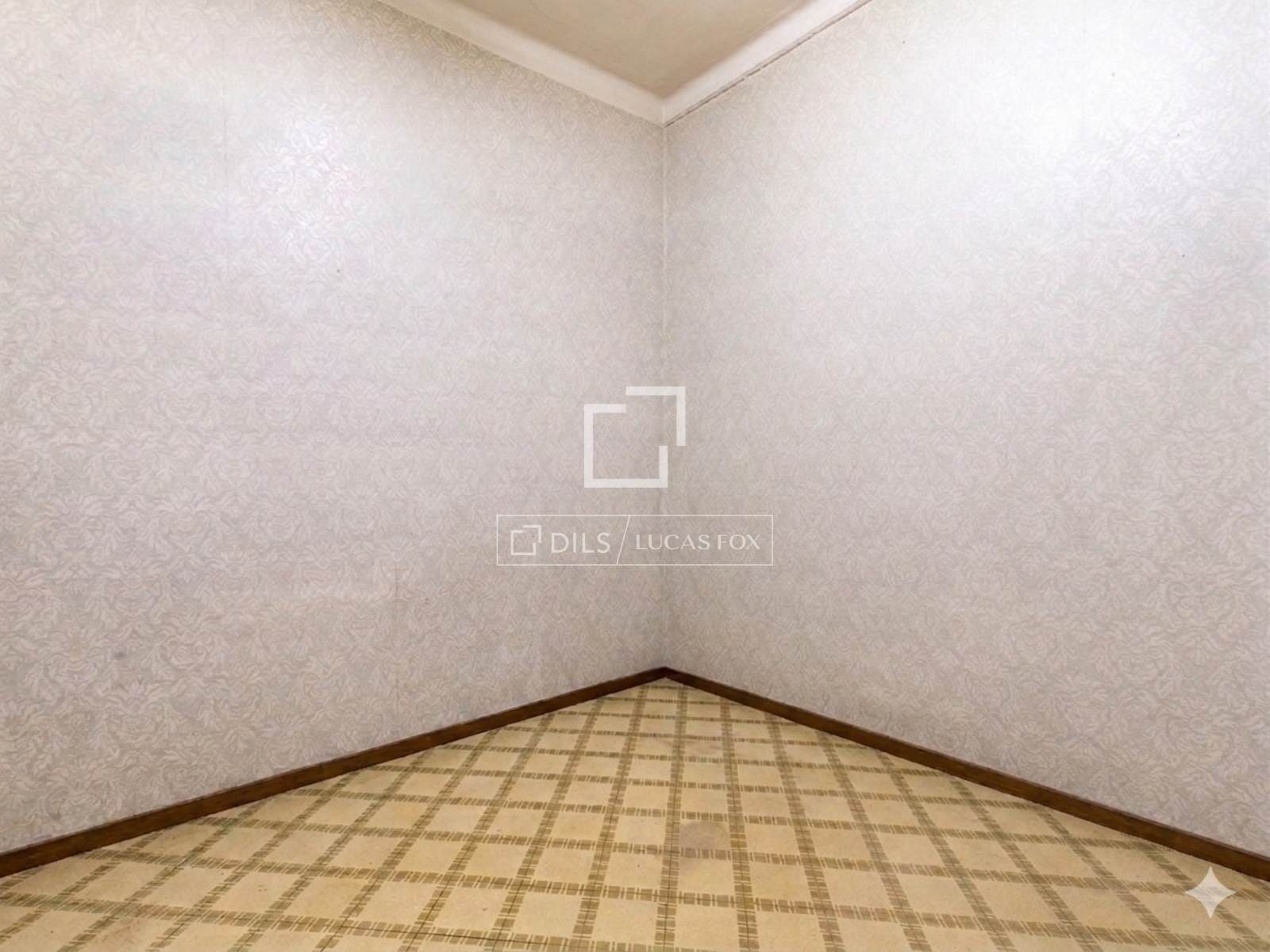 Apartamento de 6 habitaciones en Barcelona ciudad en venta - 950.000 € (Ref: 9819299)