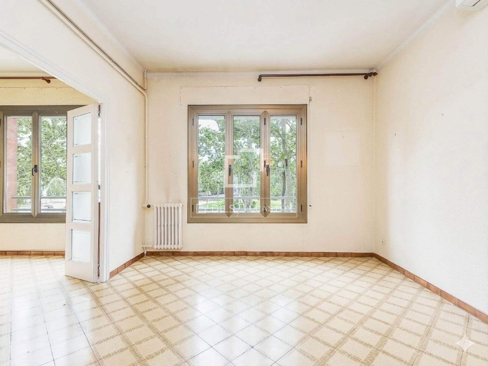 Apartamento de 6 habitaciones en Barcelona ciudad en venta - 950.000 € (Ref: 9819299)