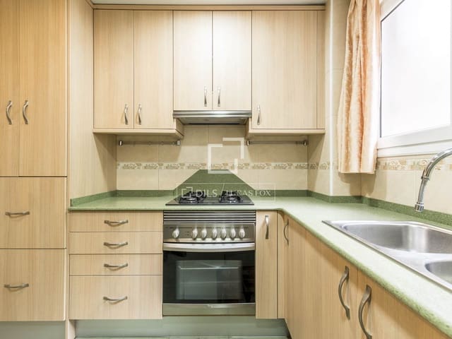 Apartamento de 6 habitaciones en Sant Pere, Santa Caterina i La Ribera, Barcelona ciudad en venta - 950.000 € (Ref: 9819299)