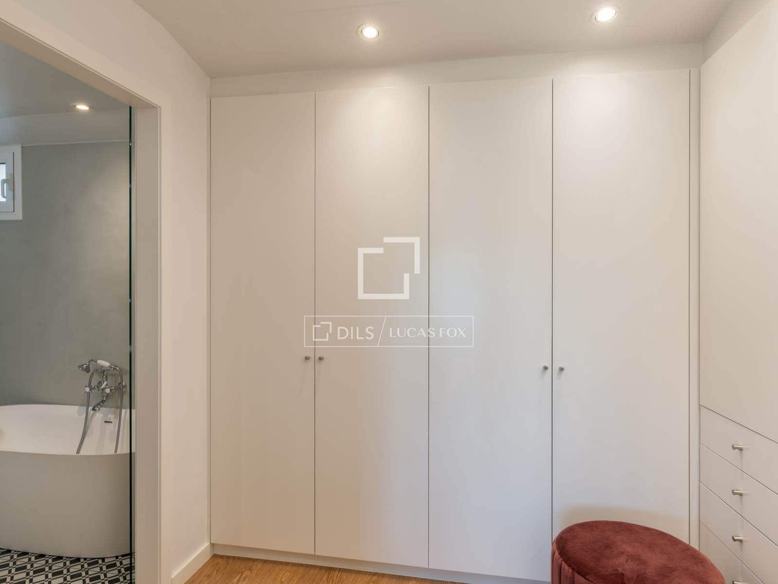5 slaapkamer Villa te koop in Mont-ras met zwembad garage - € 1.275.000 (Ref: 9819300)