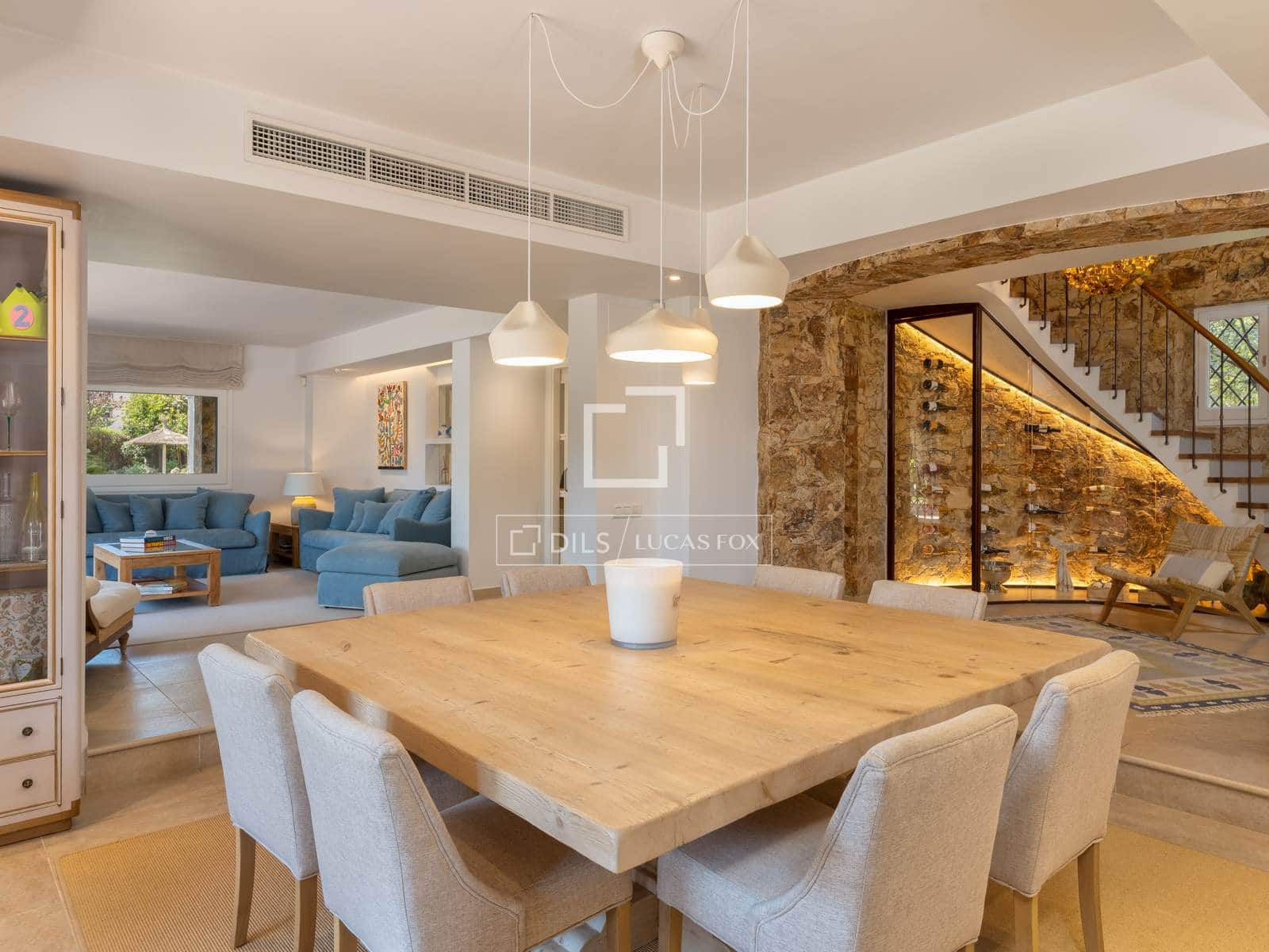 5 slaapkamer Villa te koop in Mont-ras met zwembad garage - € 1.275.000 (Ref: 9819300)