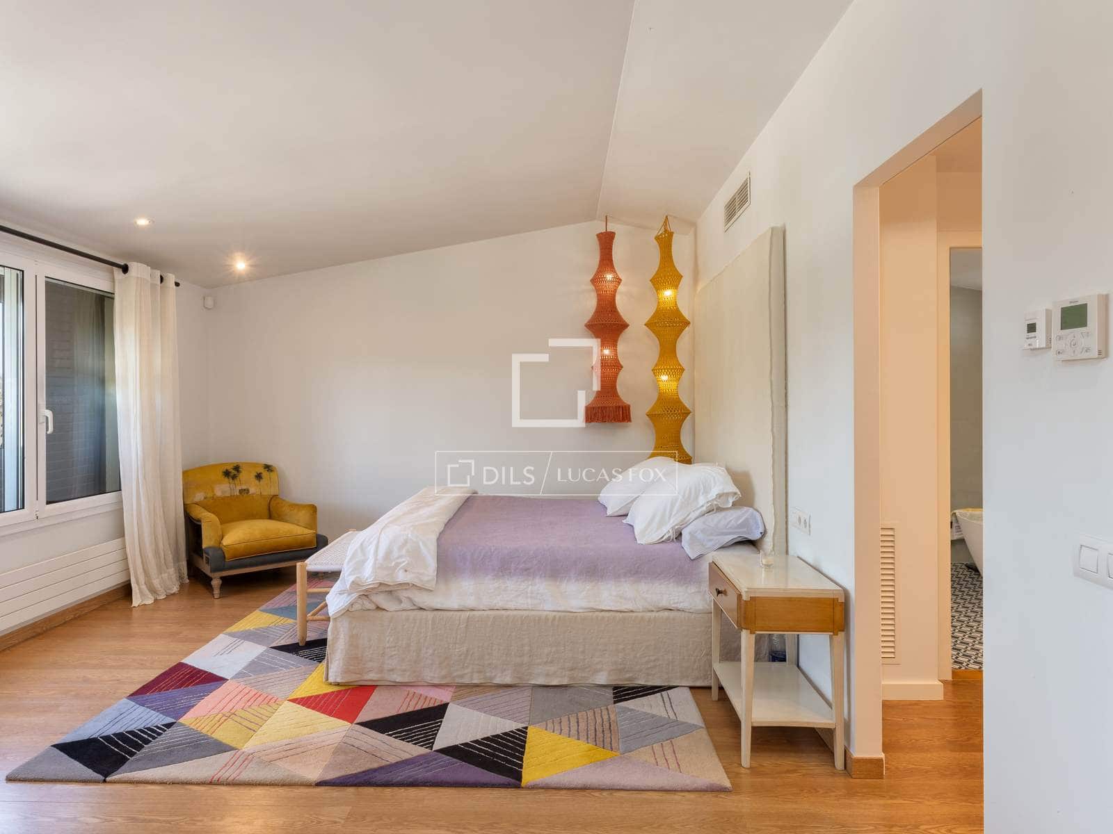 5 slaapkamer Villa te koop in Mont-ras met zwembad garage - € 1.275.000 (Ref: 9819300)