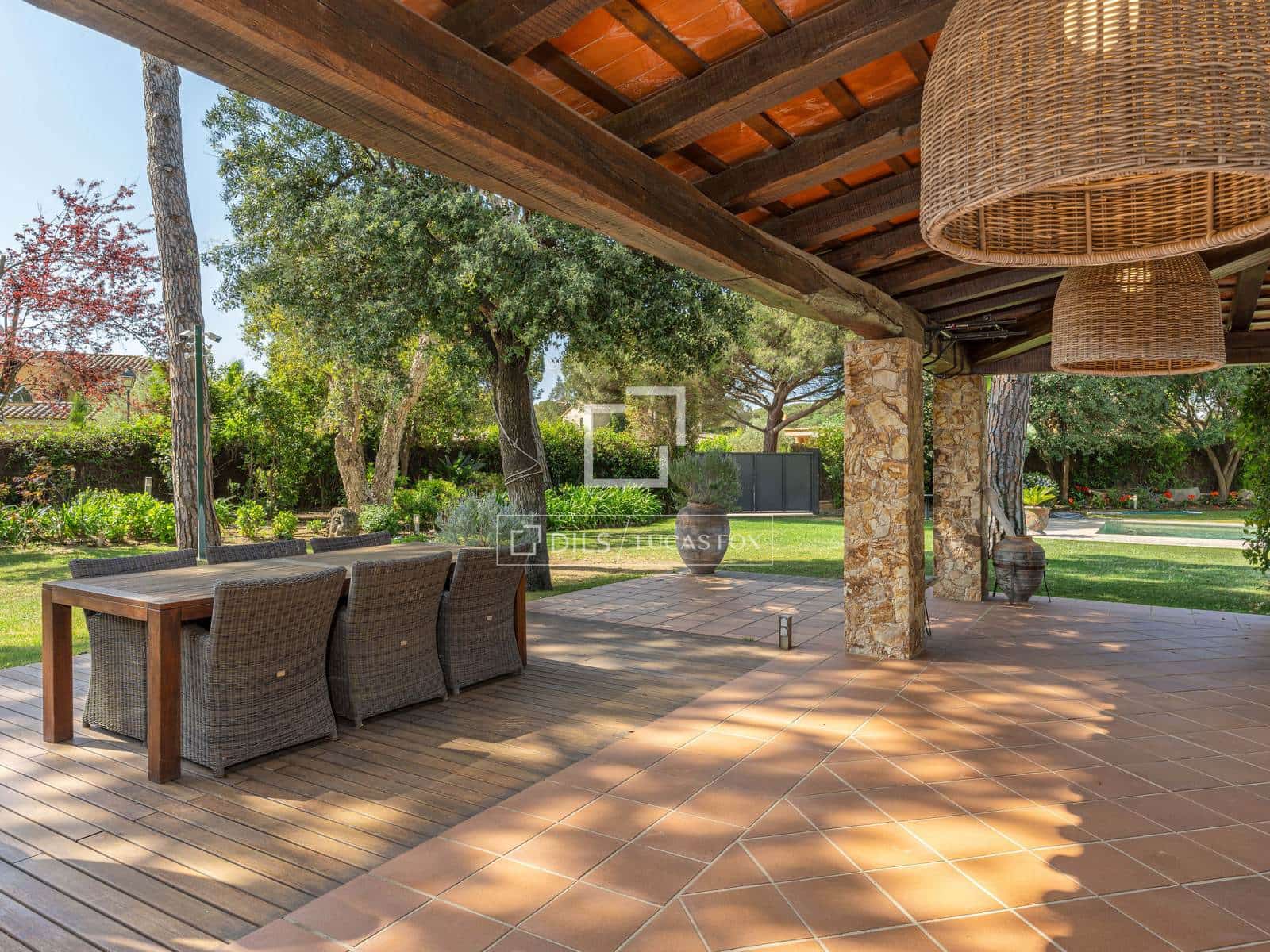 5 slaapkamer Villa te koop in Mont-ras met zwembad garage - € 1.275.000 (Ref: 9819300)