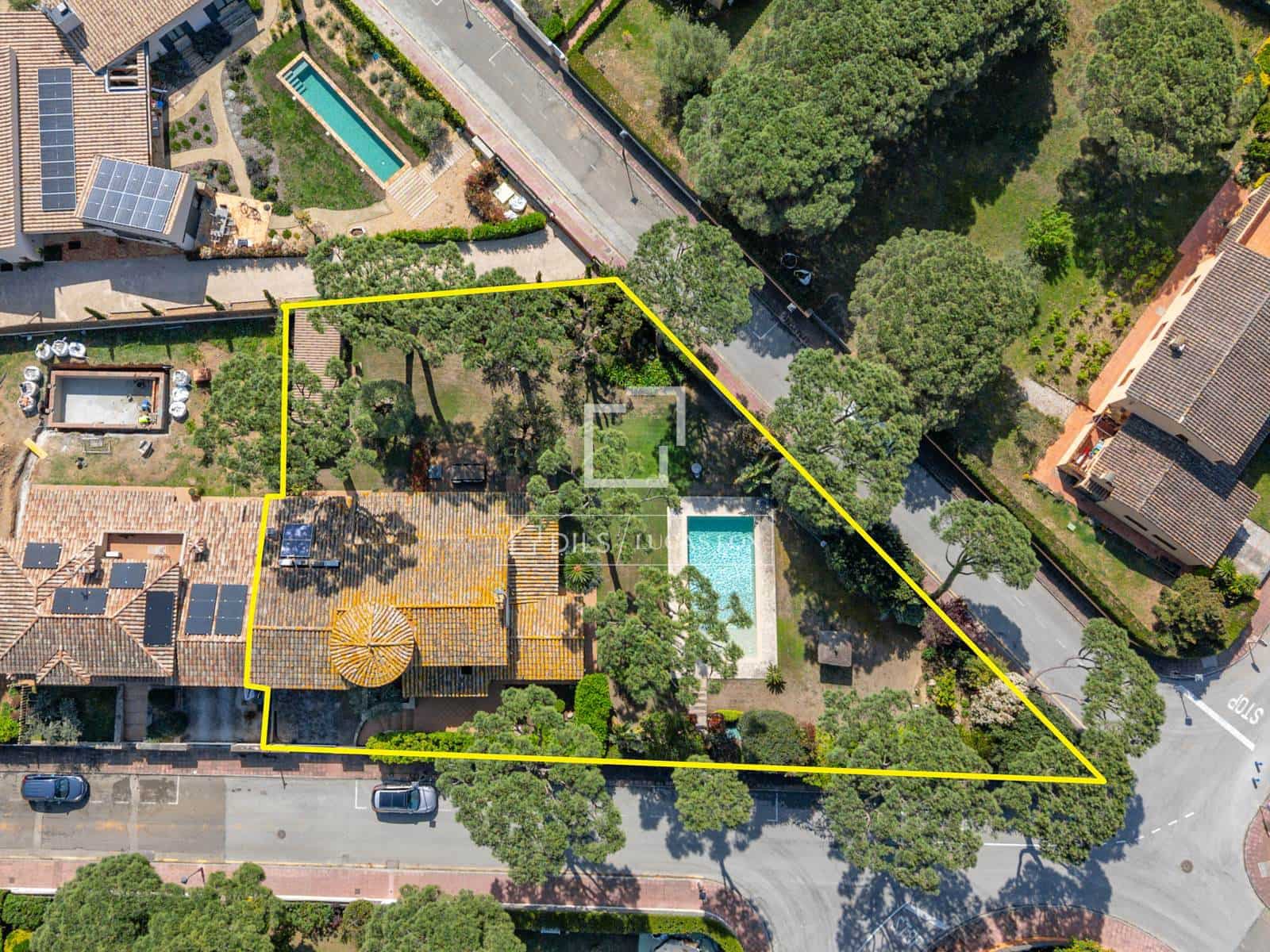 5 slaapkamer Villa te koop in Mont-ras met zwembad garage - € 1.275.000 (Ref: 9819300)