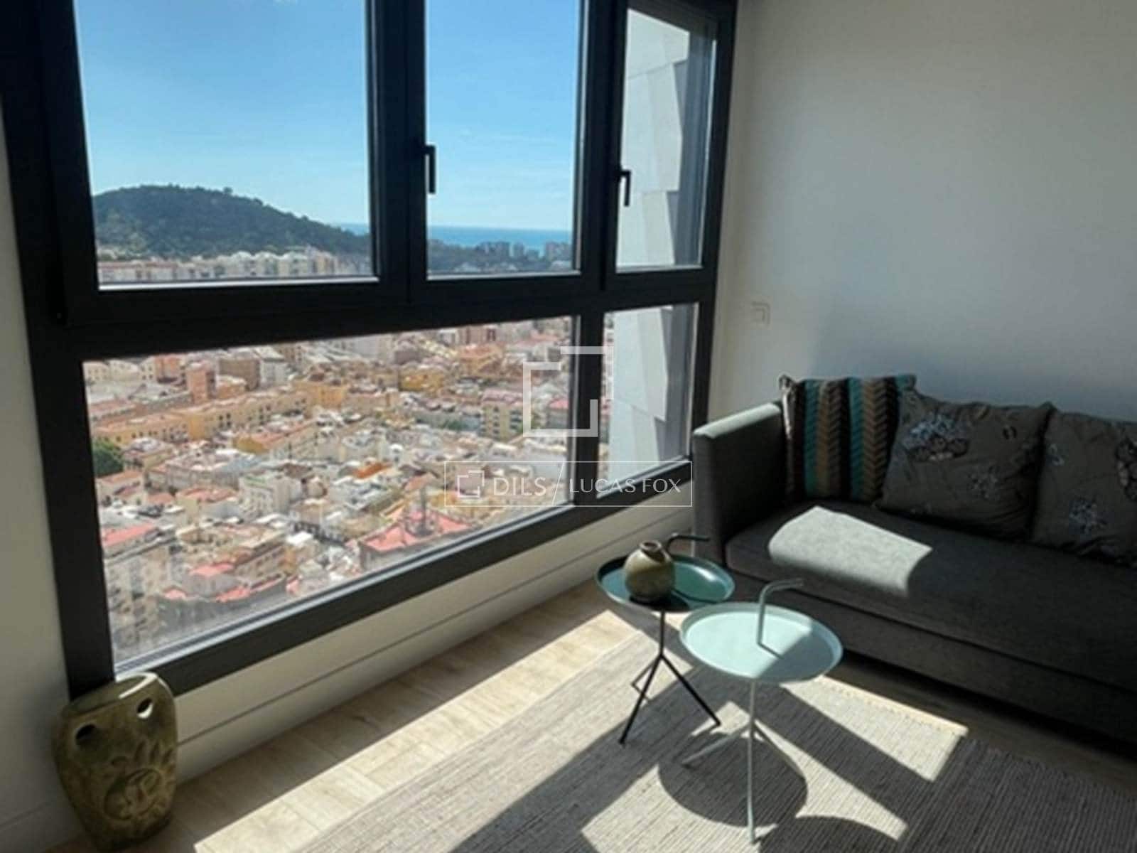 2 soverom Leilighet til leie i Malaga by med svømmebasseng garasje - € 1 700 (Ref: 9819301)