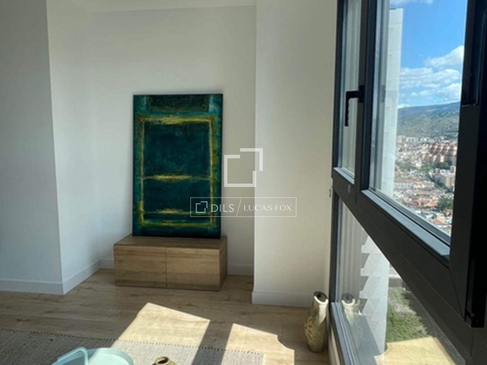 2 soverom Leilighet til leie i Malaga by med svømmebasseng garasje - € 1 700 (Ref: 9819301)