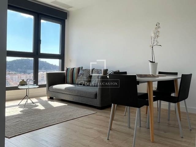 2 soverom Leilighet til leie i Málaga by med svømmebasseng garasje - € 1 700 (Ref: 9819301)