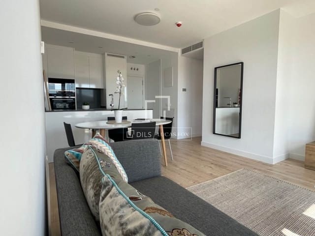 2 soverom Leilighet til leie i Málaga by med svømmebasseng garasje - € 1 700 (Ref: 9819301)