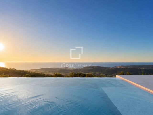 6 soverom Villa til salgs i Platja d'Aro, Castell-Platja d'Aro med svømmebasseng garasje - € 2 950 000 (Ref: 9819302)