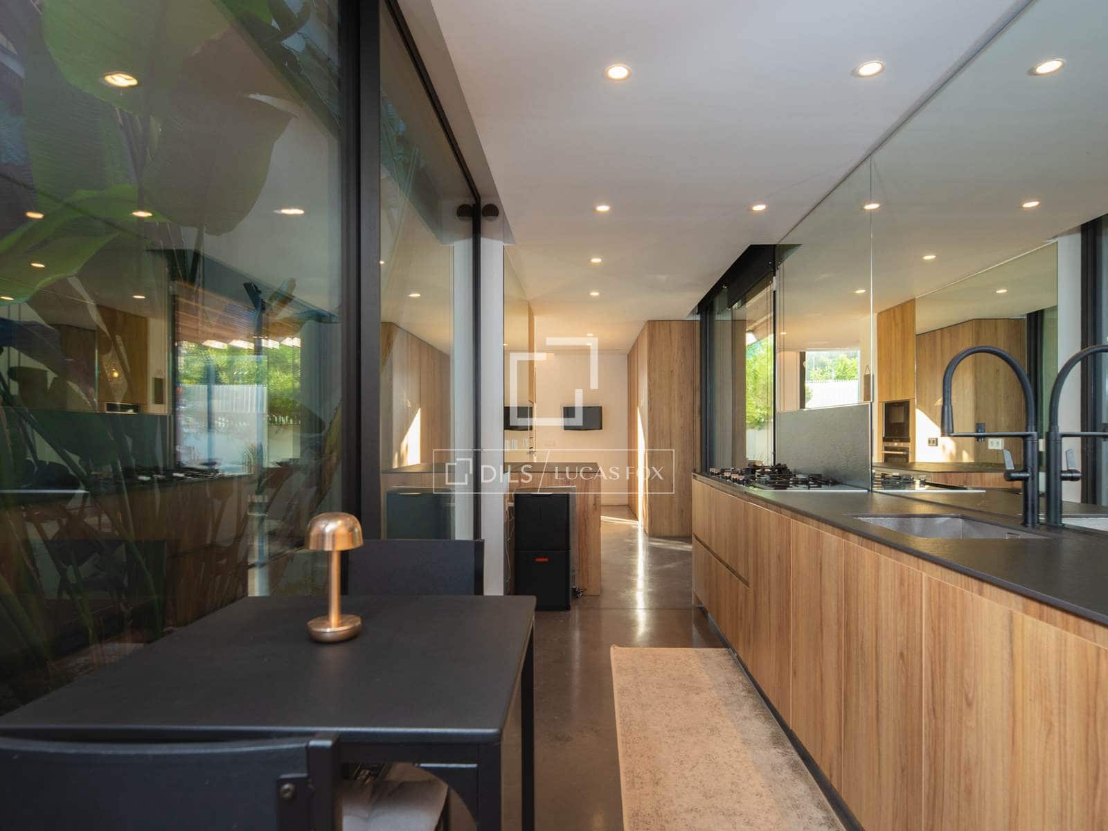 4 sypialnia Willa na sprzedaż w Sant Antoni de Portmany z basenem garażem - 3 490 000 € (Ref: 9819549)