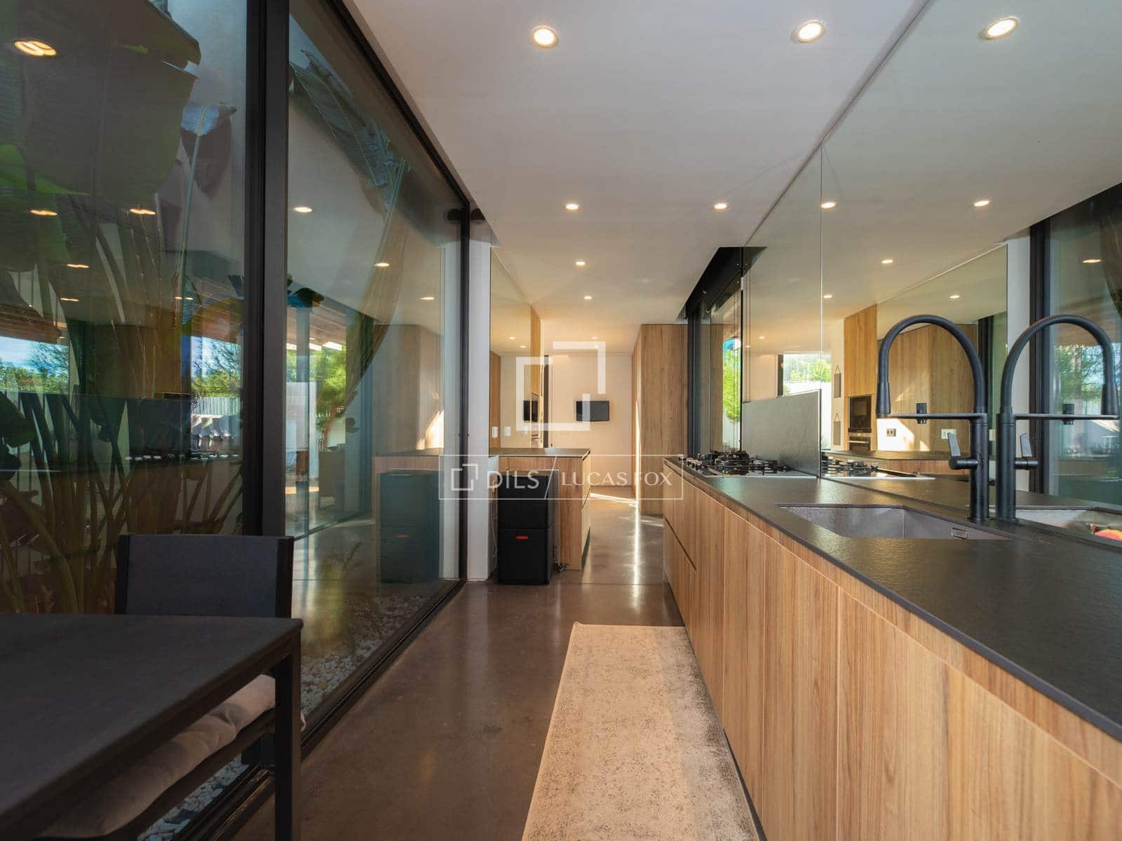 4 sypialnia Willa na sprzedaż w Sant Antoni de Portmany z basenem garażem - 3 490 000 € (Ref: 9819549)