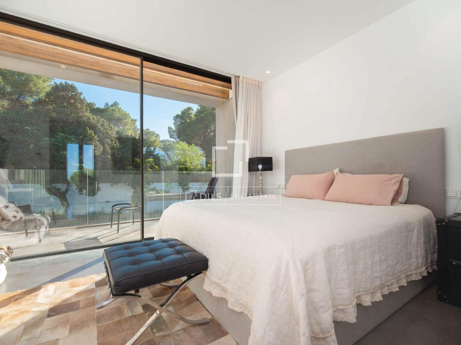 4 sypialnia Willa na sprzedaż w Sant Antoni de Portmany z basenem garażem - 3 490 000 € (Ref: 9819549)