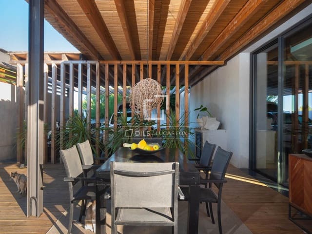 4 sypialnia Willa na sprzedaż w Sant Antoni de Portmany z basenem garażem - 3 490 000 € (Ref: 9819549)