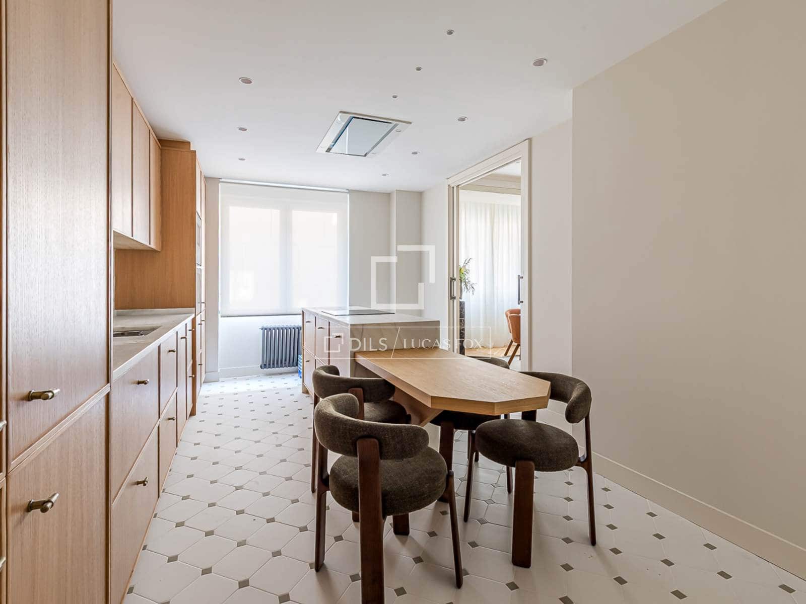 3 sypialnia Apartament na sprzedaż w Miasto Madryt - 3 050 000 € (Ref: 9819551)