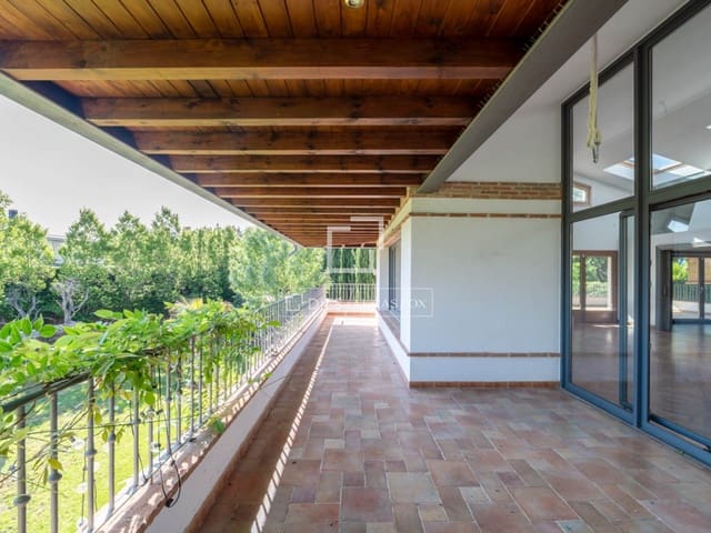 7 slaapkamer Villa te koop in San Sebastián de los Reyes met zwembad garage - € 2.100.000 (Ref: 9819553)