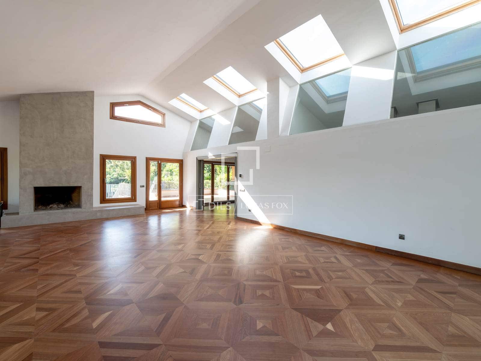 7 slaapkamer Villa te koop in San Sebastian de los Reyes met zwembad garage - € 2.100.000 (Ref: 9819553)