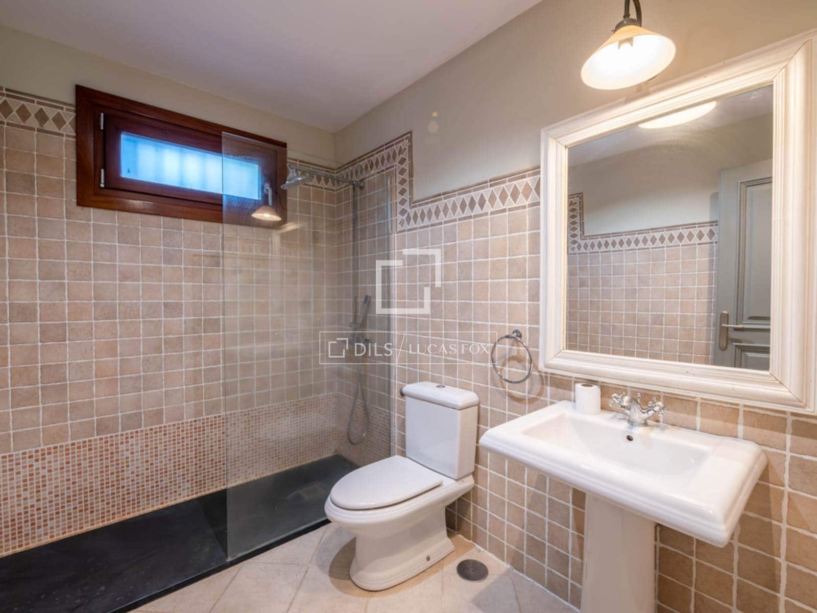 7 slaapkamer Villa te koop in San Sebastian de los Reyes met zwembad garage - € 2.100.000 (Ref: 9819553)