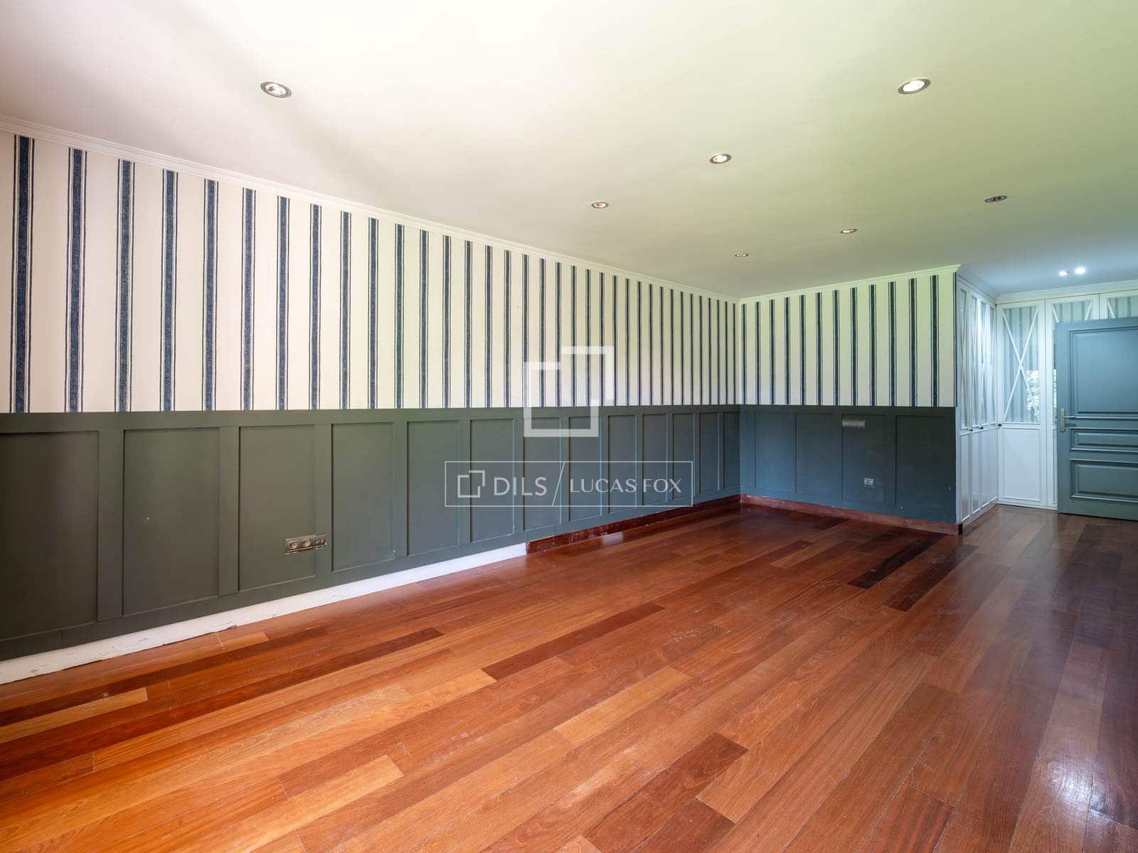 7 slaapkamer Villa te koop in San Sebastian de los Reyes met zwembad garage - € 2.100.000 (Ref: 9819553)