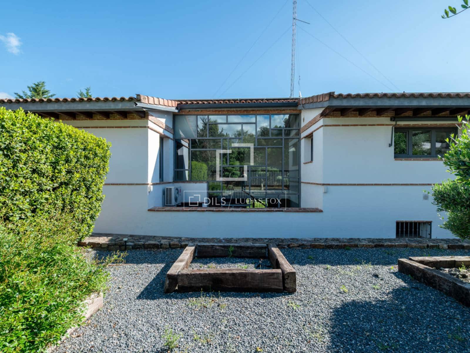 7 slaapkamer Villa te koop in San Sebastian de los Reyes met zwembad garage - € 2.100.000 (Ref: 9819553)