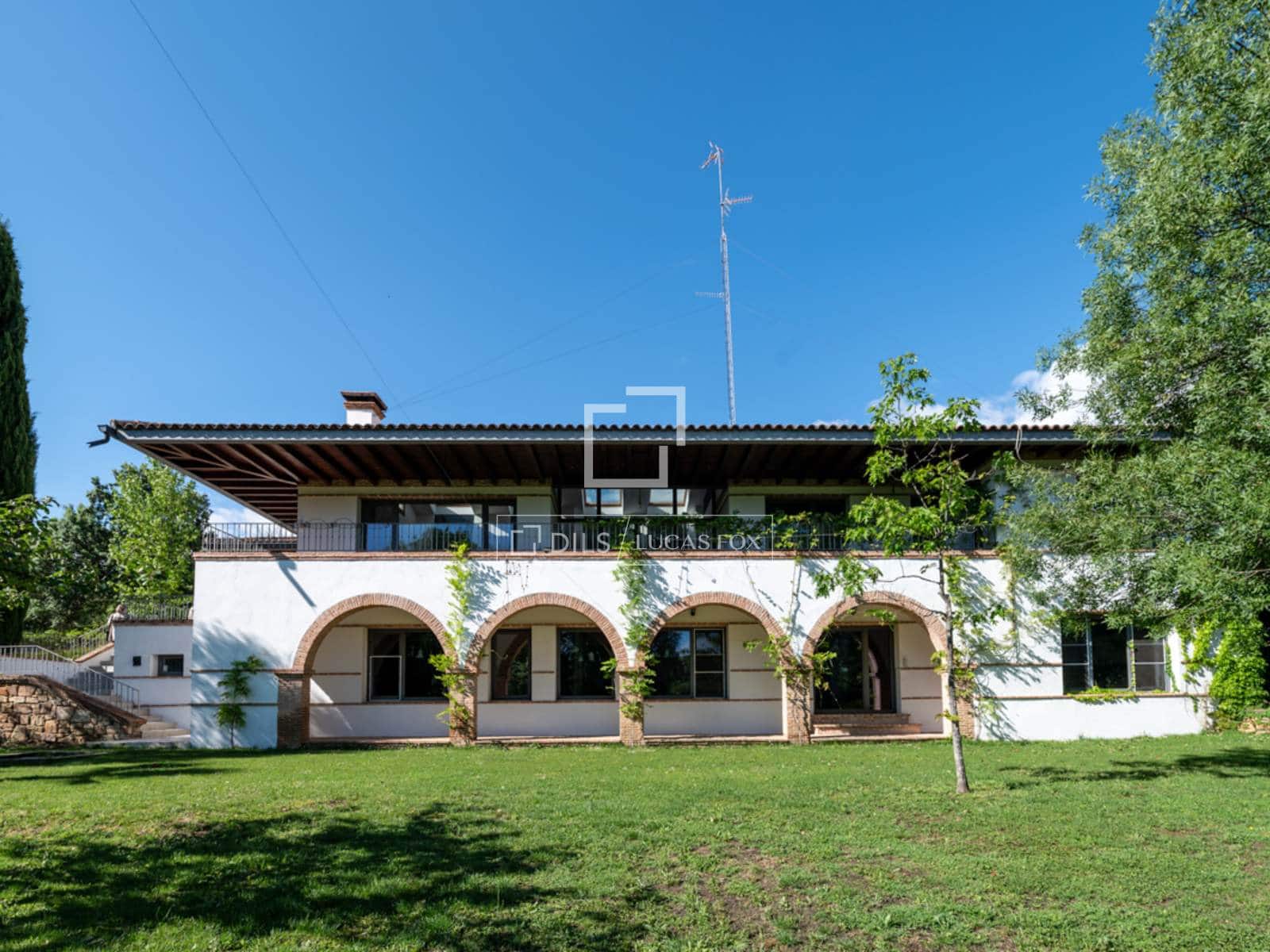 7 slaapkamer Villa te koop in San Sebastian de los Reyes met zwembad garage - € 2.100.000 (Ref: 9819553)