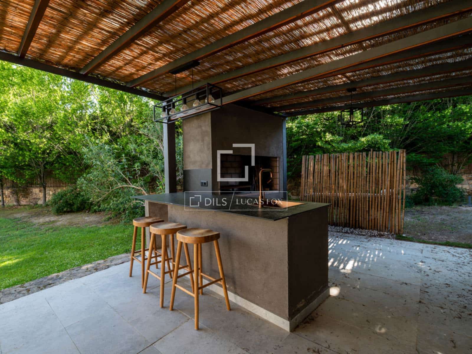 7 slaapkamer Villa te koop in San Sebastian de los Reyes met zwembad garage - € 2.100.000 (Ref: 9819553)