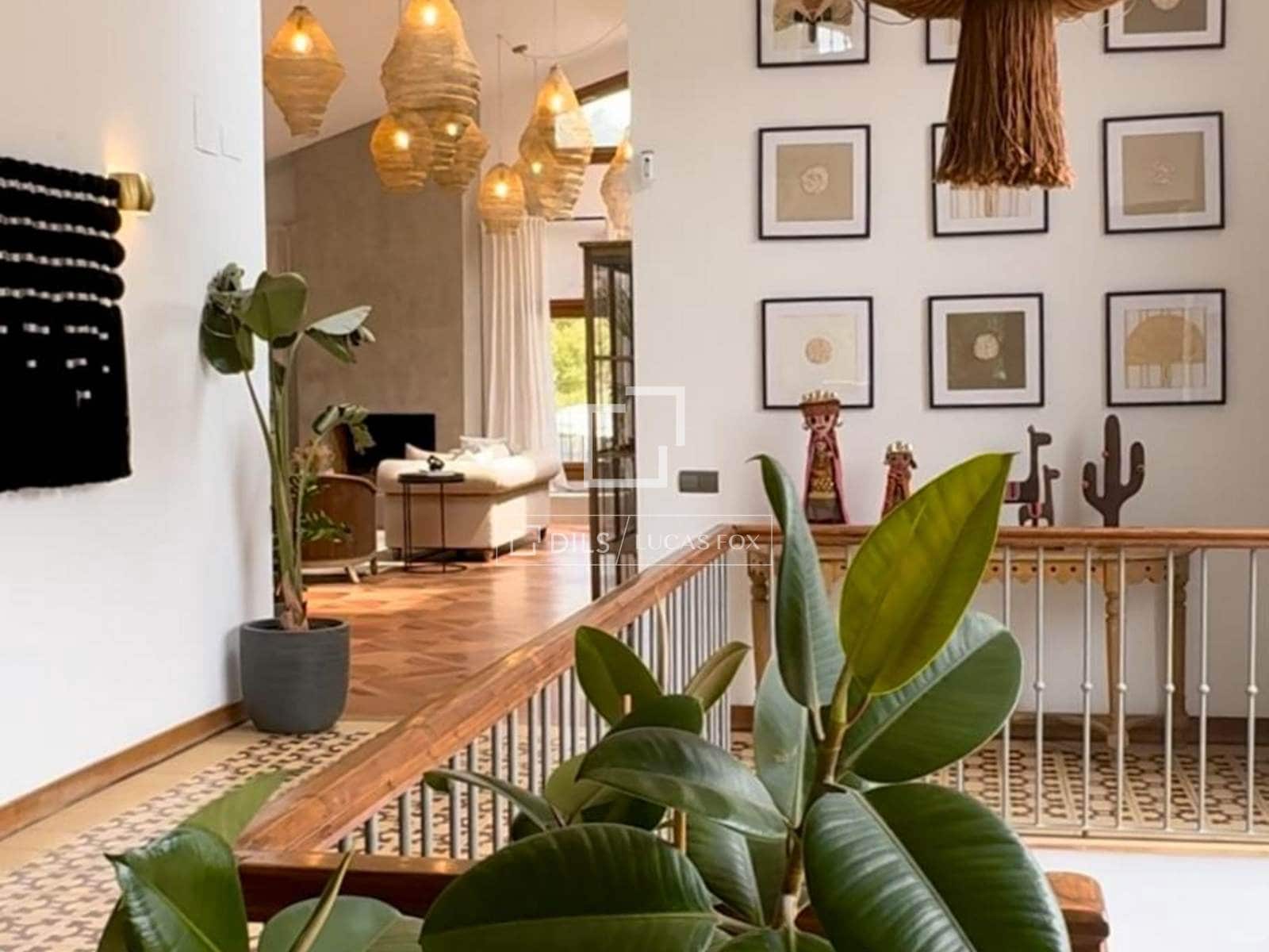 7 soverom Villa til salgs i San Sebastian de los Reyes med svømmebasseng garasje - € 2 100 000 (Ref: 9819553)
