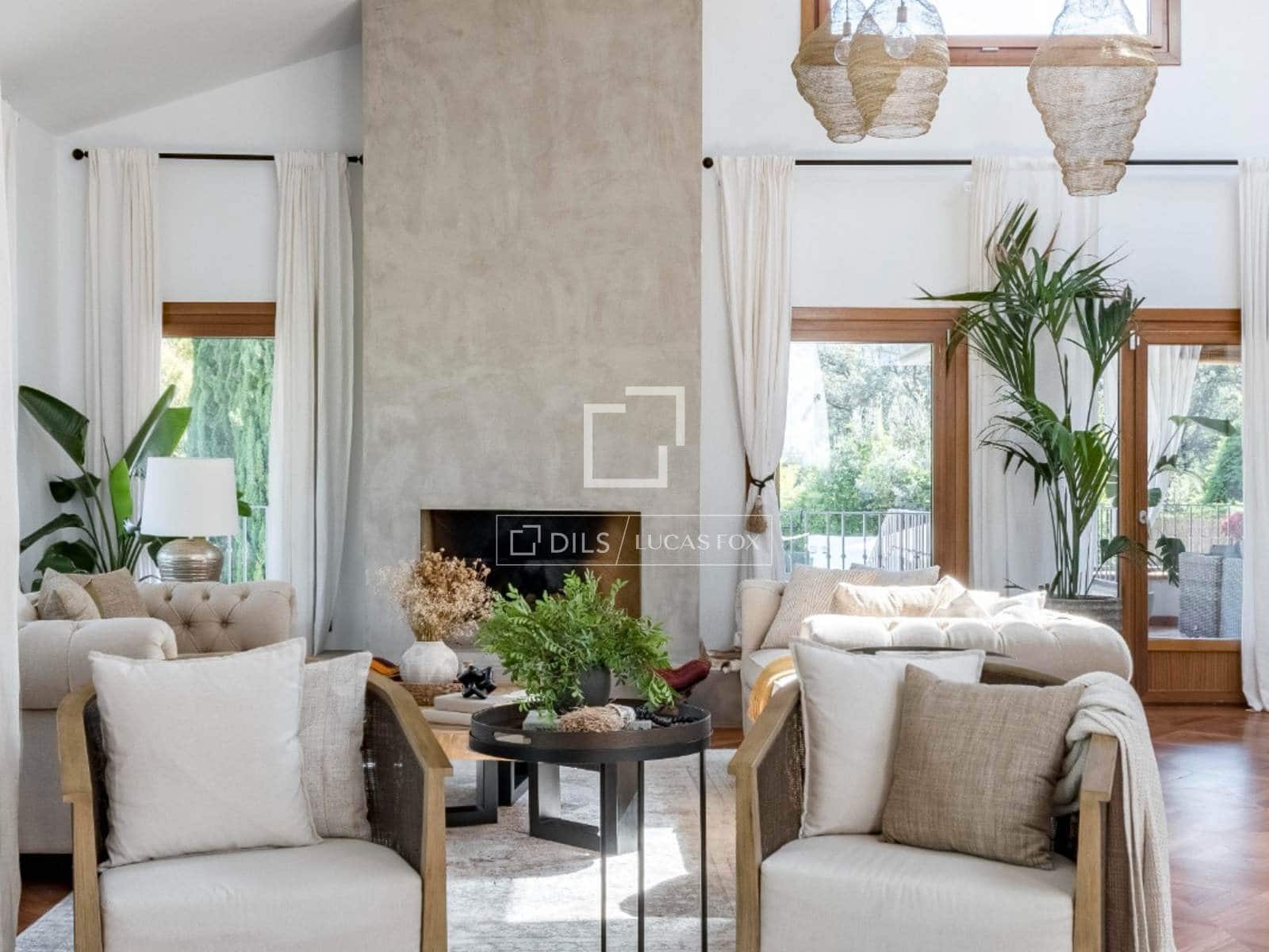 7 soverom Villa til salgs i San Sebastian de los Reyes med svømmebasseng garasje - € 2 100 000 (Ref: 9819553)