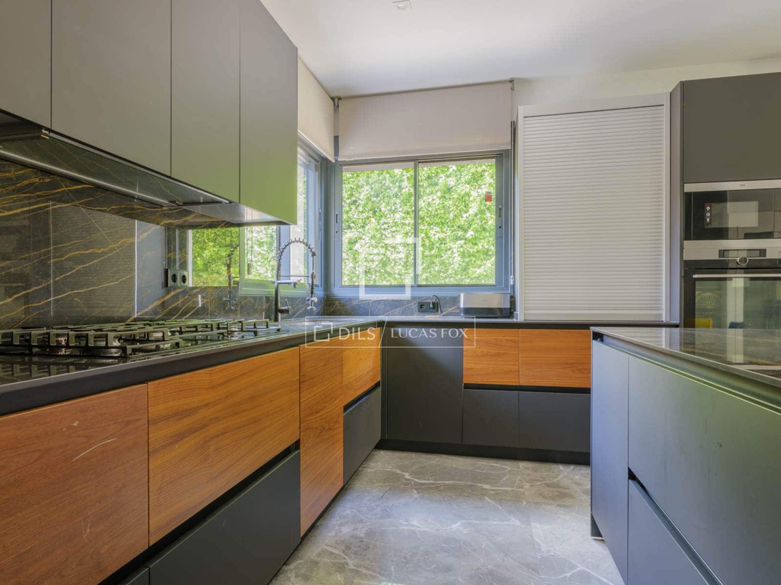 6 camera da letto Villa in vendita in Pozuelo de Alarcon con garage - 1.625.000 € (Rif: 9819555)