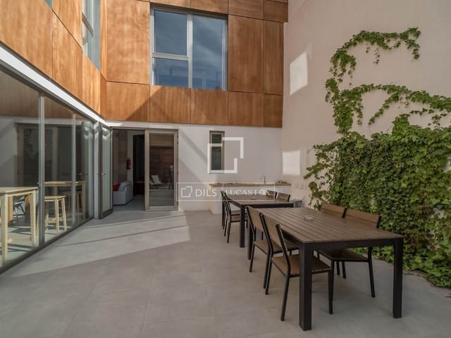 8 bedroom Villa for sale in Javea / Xàbia - € 1,290,000 (Ref: 9821019)