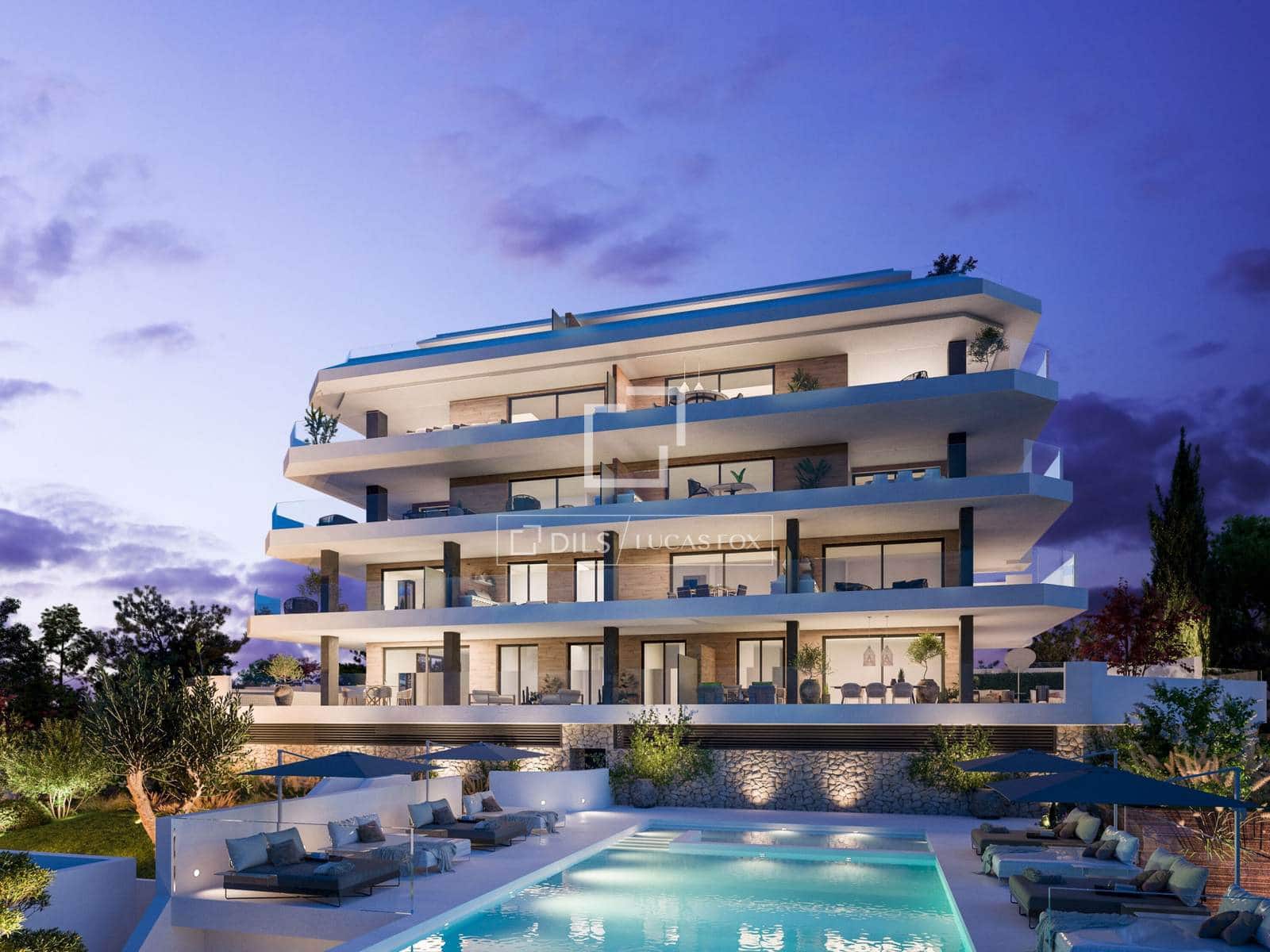 Chalet de 3 habitaciones en Fuengirola en venta con piscina garaje - 1.126.500 € (Ref: 9821022)