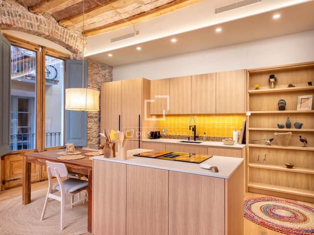 3 soveværelse Lejlighed til salg i Girona by - € 695.000 (Ref: 9821358)