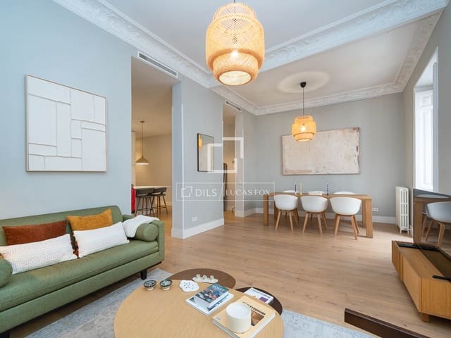 2 soveværelse Lejlighed til leje i Madrid by - € 3.800 (Ref: 9821359)