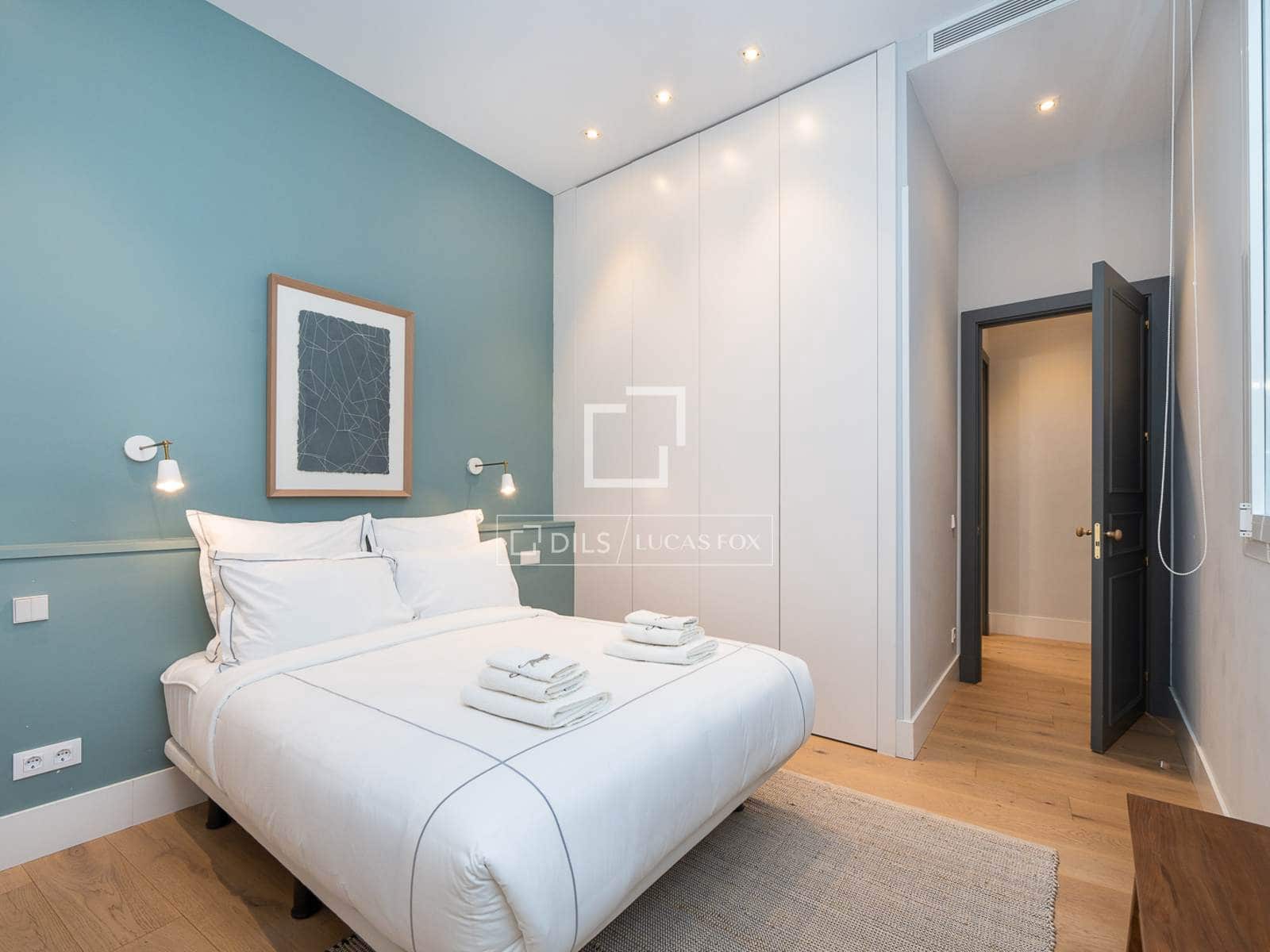 2 soveværelse Lejlighed til leje i Madrid by - € 3.800 (Ref: 9821359)