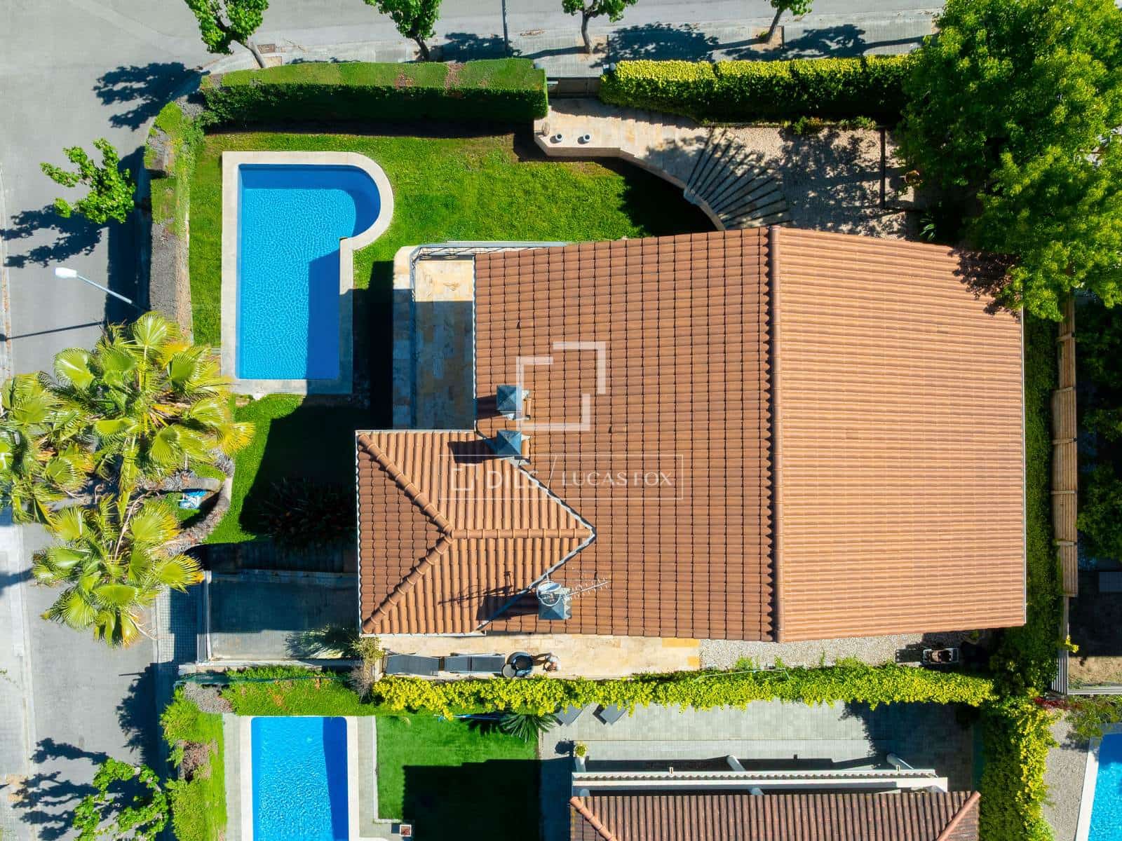 5 bedroom Villa for sale in Alella with pool garage - € 1,500,000 (Ref: 9821360)