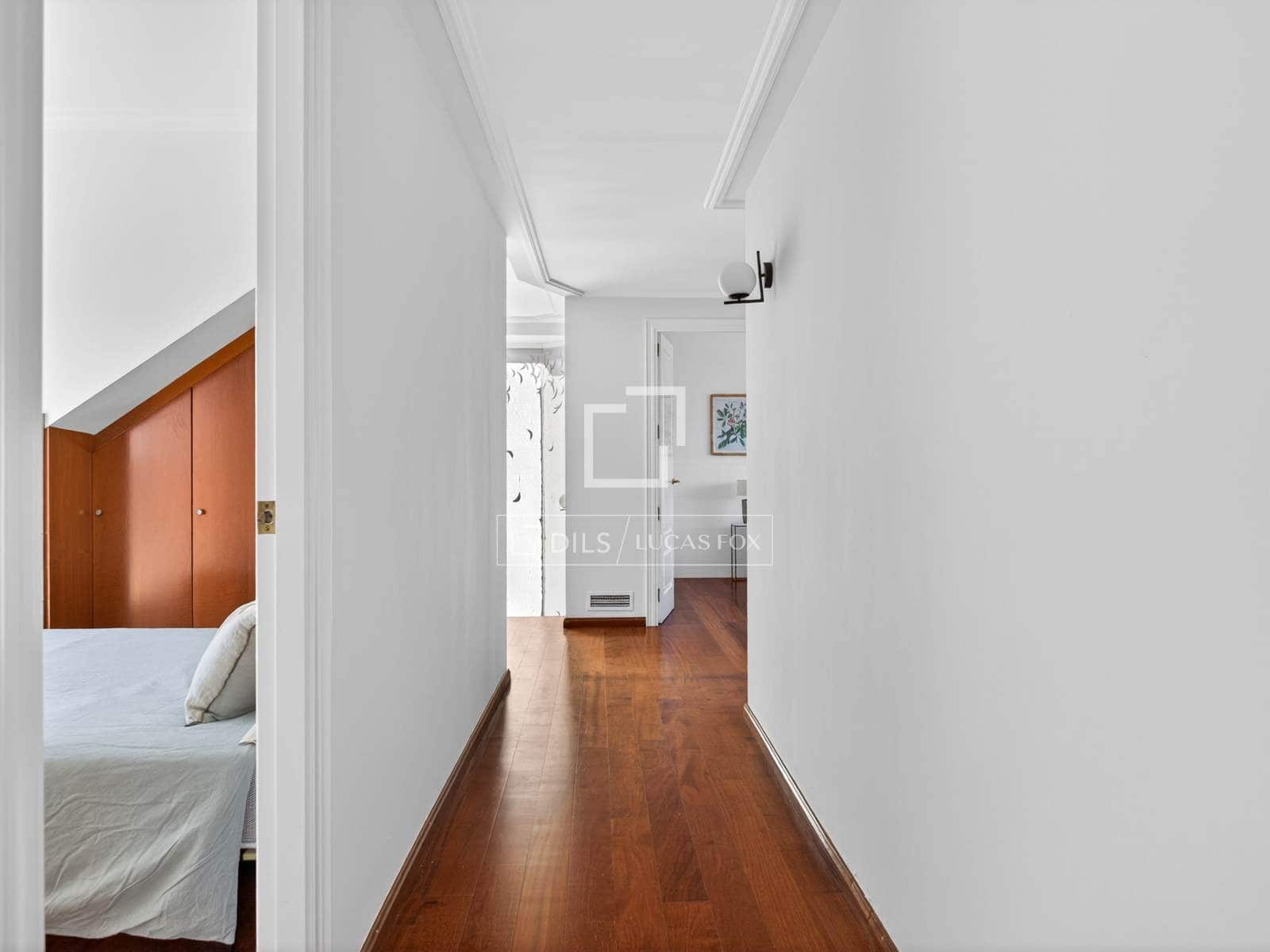 5 bedroom Villa for sale in Alella with pool garage - € 1,500,000 (Ref: 9821360)